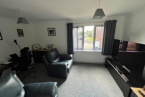 1 bedroom flat for sale, Peakes Croft, Bawtry, Doncaster, DN10 6RJ