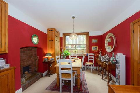 4 bedroom end of terrace house for sale, Victoria Street, Castlefields, Shrewsbury