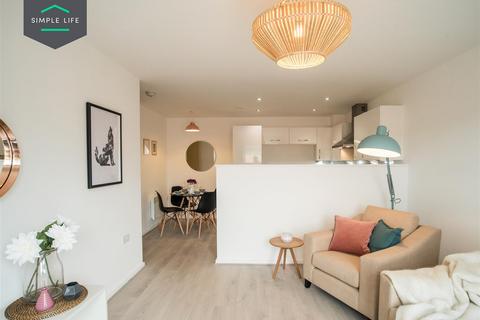 2 bedroom apartment to rent, Brookside Grange, Rochdale, OL16
