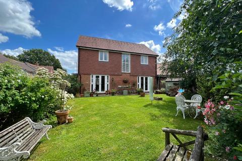 4 bedroom detached house for sale, BIDDENDEN