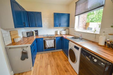 578 Arbourthorne Road, Sheffield, S2 2AT