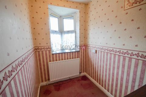 75 Balfour Road, Sheffield, S9 4RX