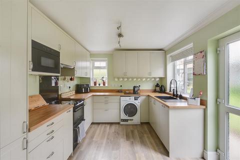 12 Gorse Close, Calverton, Nottingham, NG14 6QB