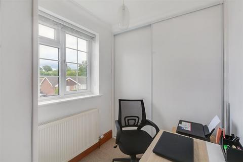 12 Gorse Close, Calverton, Nottingham, NG14 6QB