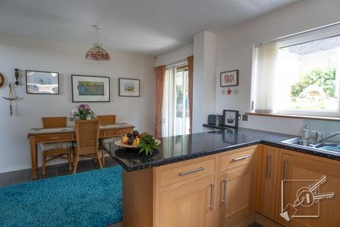 7 Leith Park Road, Gravesend, DA12 1LN