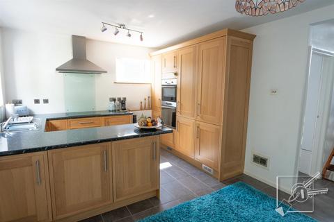 7 Leith Park Road, Gravesend, DA12 1LN