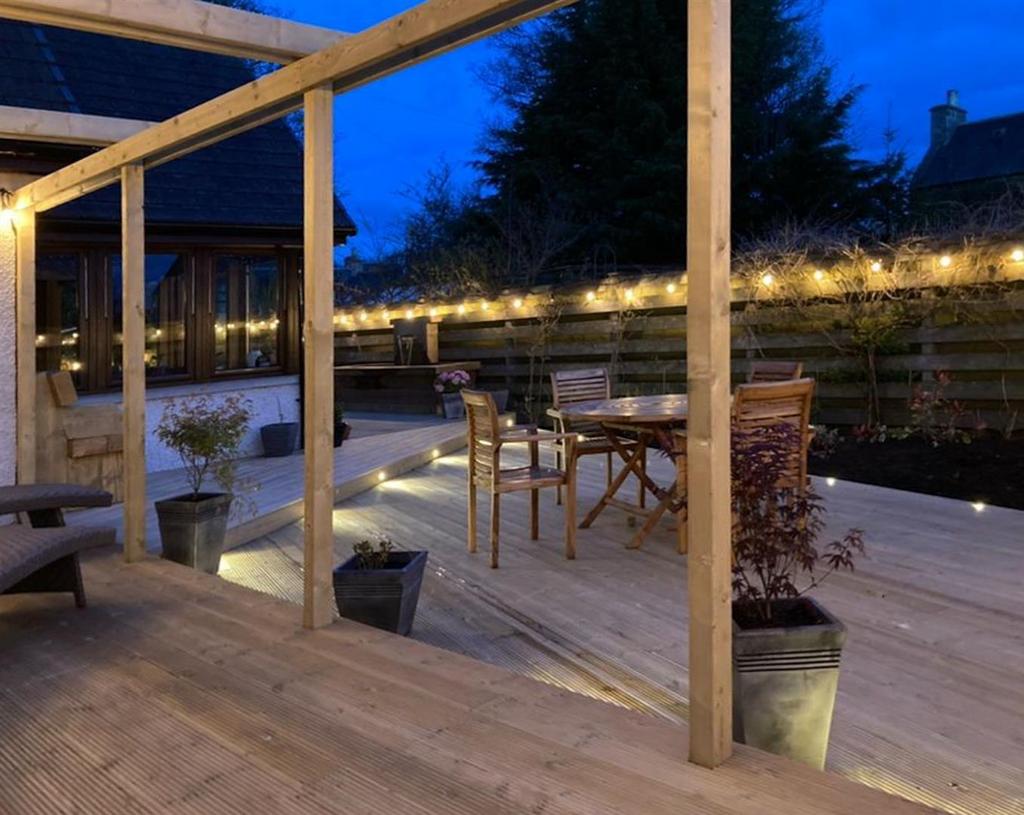 Garden night
