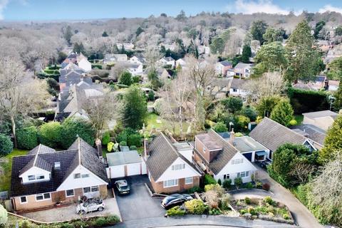 4 bedroom chalet for sale, Fern Close, Camberley GU16