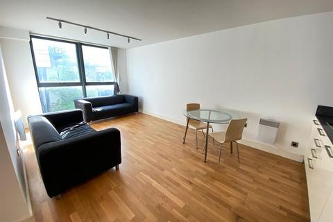 2 bedroom apartment to rent, North Bank, Sheffield