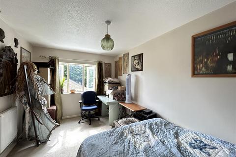 8 Ash Grove, Ely, CB7 4TU