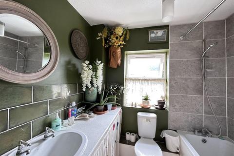 8 Ash Grove, Ely, CB7 4TU