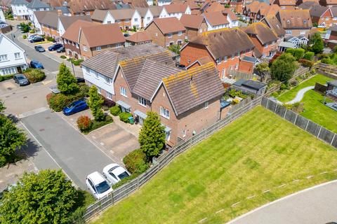 2 bedroom end of terrace house for sale, Mackintosh Drive, Bersted Park, Bognor Regis