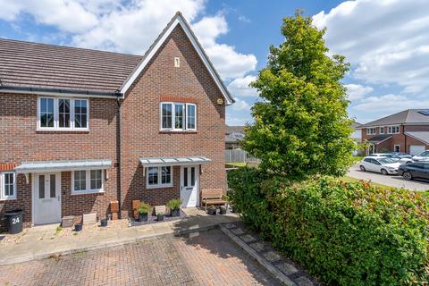 2 bedroom end of terrace house for sale, Mackintosh Drive, Bersted Park, Bognor Regis