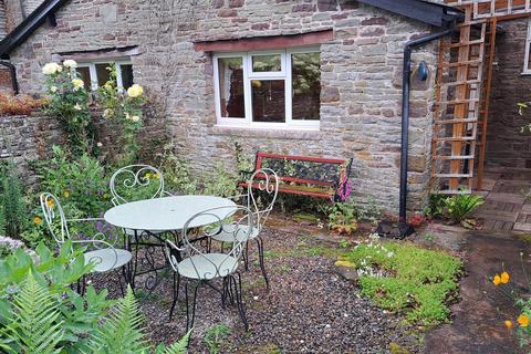 2 bedroom cottage for sale, Longtown, Hereford