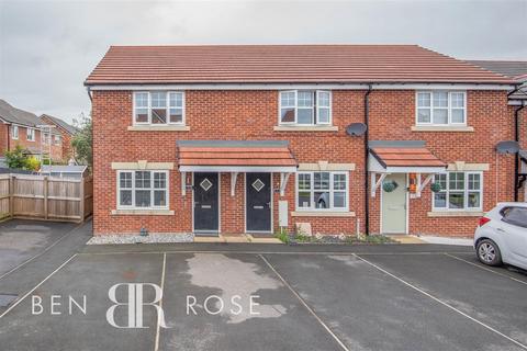3 bedroom end of terrace house for sale, Alvis Close, Leyland