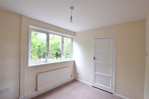3 bedroom semi-detached house to rent, Hesleyside Drive, Fenham, NE5