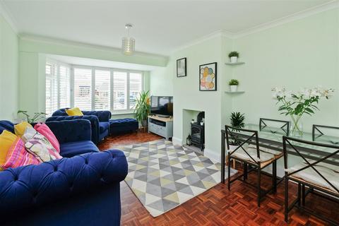 2 bedroom semi-detached bungalow for sale, Sandpiper Road, Whitstable