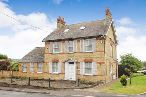 5 bedroom detached house for sale, Castle Hill Road, Totternhoe