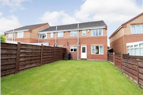 3 bedroom semi-detached house to rent, Ryngwoode Drive, Malton