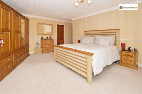 4 bedroom detached house for sale, Windmill Hill, Stoke-On-Trent ST3