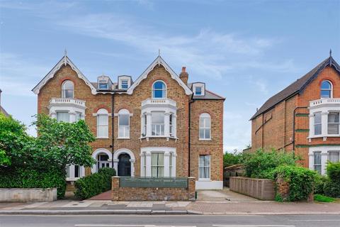 2 bedroom flat for sale, Queens Road, Wimbledon SW19