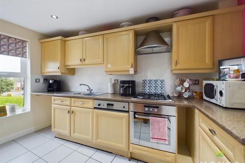 3 bedroom townhouse for sale, 12 Upper Well Close OswestryShropshire