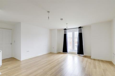 2 bedroom apartment to rent, Braunton Crescent, Mapperley NG3