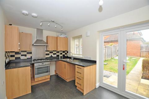 2 bedroom terraced house to rent, Malthouse Way, Hellingly, Hailsham