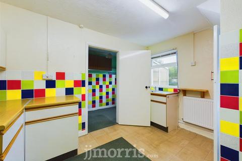 1 Mounton View, Cross Hands, Narberth, SA67 8DB