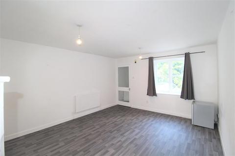 2 bedroom terraced house to rent, Amblecote Meadows, London