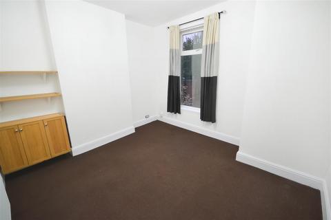 4 bedroom end of terrace house for sale, Devonshire Place, Manchester M25