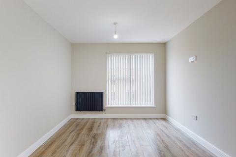 2 bedroom flat to rent, Smithdown Rd, Liverpool