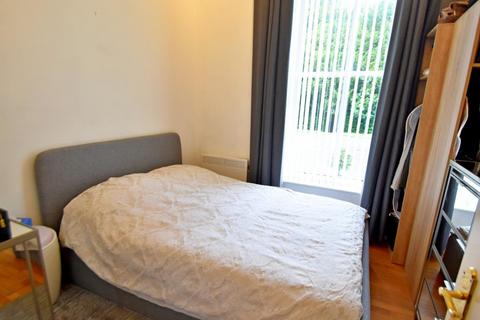 1 bedroom apartment for sale, Heaton Grove, Bury BL9