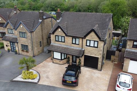 6 bedroom detached house for sale, Sleaford Close, Bury BL8