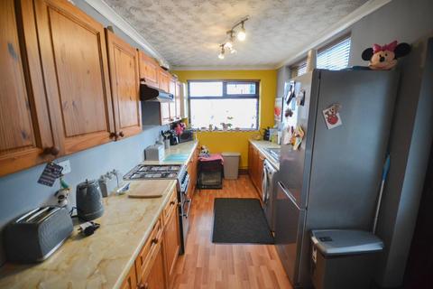 3 bedroom terraced house for sale, Dumers Lane, Manchester M26