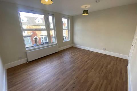 4 bedroom terraced house to rent, Hunter House Road, Hunters Bar, Sheffield