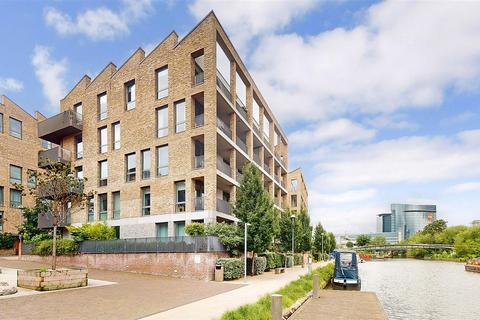 3 bedroom apartment for sale, Durham Wharf Drive, Brentford