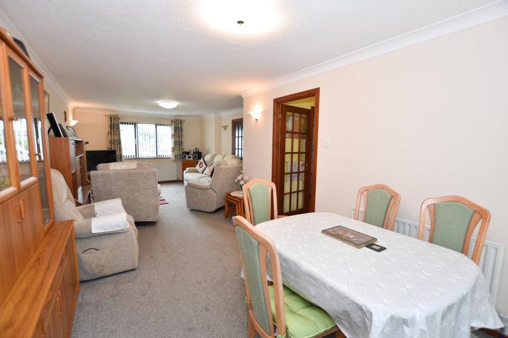 Lounge Dining Room