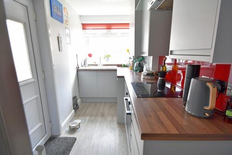 8 Halvard Avenue, Bury, BL9 6PS