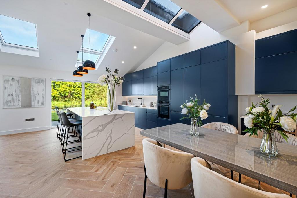 Family Room Kitchen