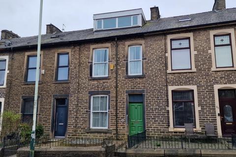 4 bedroom terraced house for sale, Manchester Road, Rossendale BB4