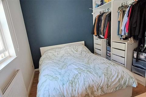1 bedroom flat for sale, Lower Rock Gardens, Brighton