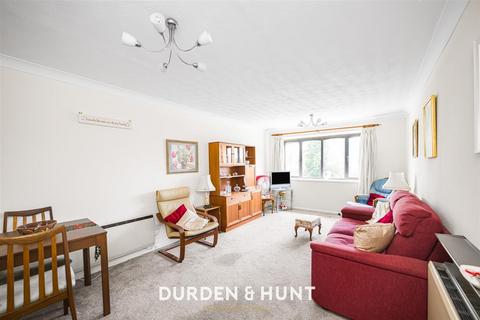 1 bedroom retirement property for sale, High Road, London E18