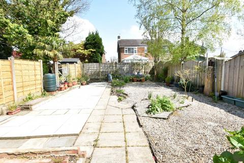 4 bedroom semi-detached house for sale, Brandlesholme Road, Bury BL8