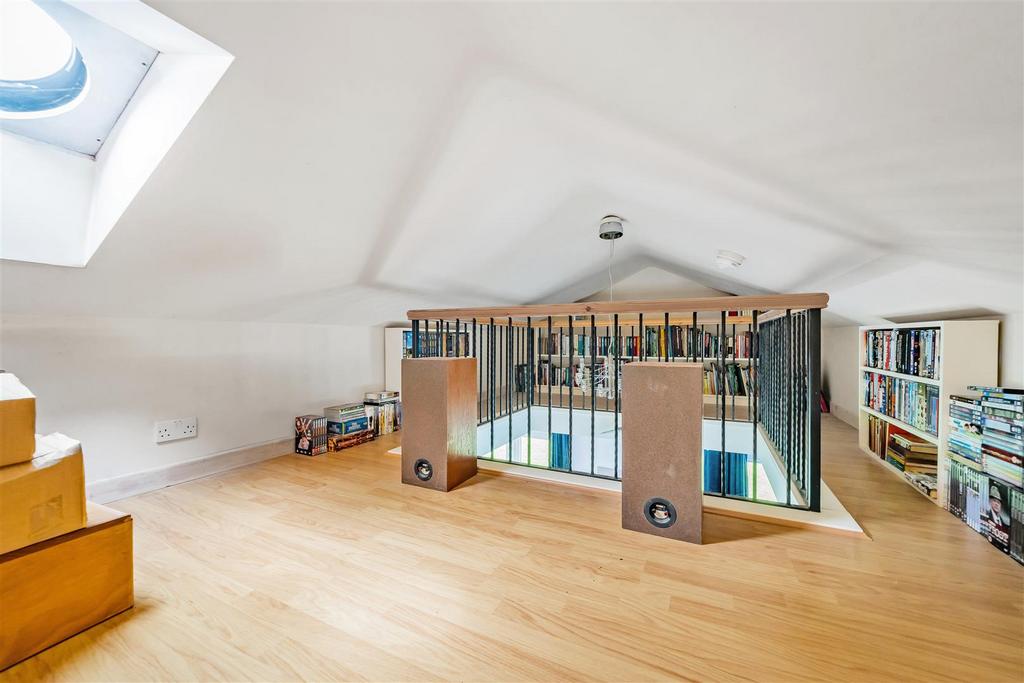 MEZZANINE ATTIC ROOM.jpg