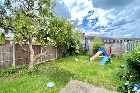 51 Hewens Road, Uxbridge, UB10 0SR