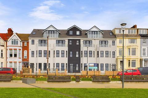 2 bedroom apartment for sale, Pembroke Terrace, Bridlington