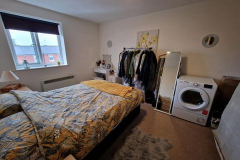 2 bedroom apartment for sale, Glenboro Court, Bury BL8