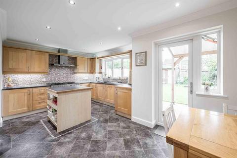 70a Belfry Drive, Wollaston, Stourbridge, DY8 3SE