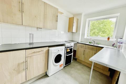 1 bedroom apartment to rent, Valley Green, Hemel Hempstead HP2